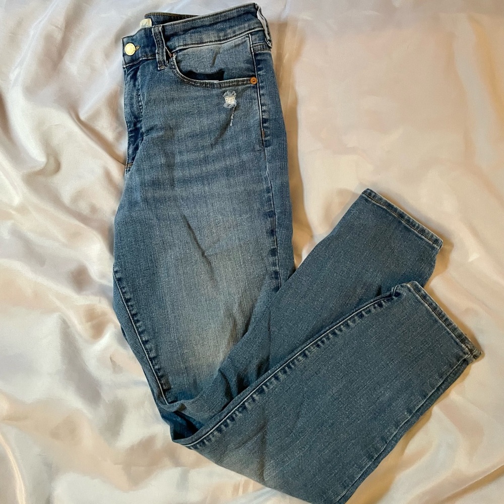 Distressed Jeans